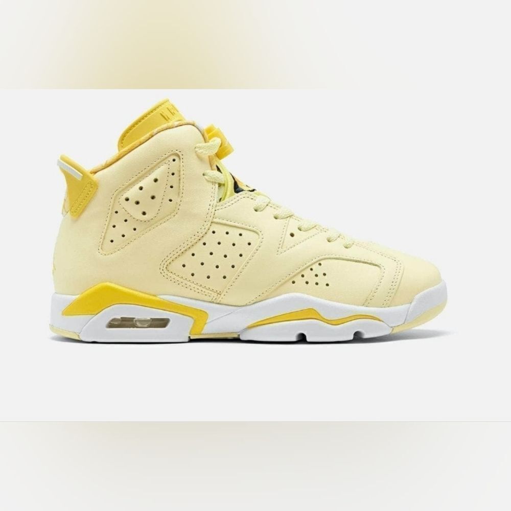 Nike Air Jordan 6 Retro "Floral", Kids sz 1.5. Yellow & white
